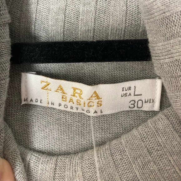 Zara Short-Sleeved Turtleneck Sweater - Picture 7 of 9
